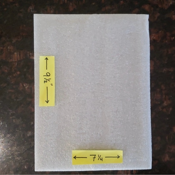 NWT Michael Kors Mono Embossed Neoprene Lime Ipad 2 Case - Picture 10 of 10